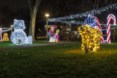 Les illuminations à Villeneuve-la-Garenne. - Agrandir l'image 1 sur 6, fenêtre modale