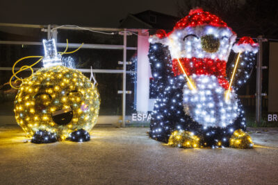 Les illuminations à Villeneuve-la-Garenne. - Agrandir l'image 4 sur 6, fenêtre modale