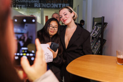 Concert de la chanteuse Hélène Sio à Villeneuve-la-Garenne. - Agrandir l'image 6 sur 6, fenêtre modale