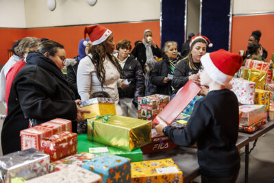 L'opération boîtes solidaires de Villeneuve-la-Garenne. - Agrandir l'image 4 sur 6, fenêtre modale