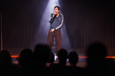 Spectacle de Victor Hugoat à la salle André-Malraux. - Agrandir l'image 2 sur 6, fenêtre modale