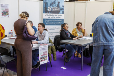 Différents entretiens pour le forum emploi de Villeneuve-la-Garenne. - Agrandir l'image 6 sur 6, fenêtre modale