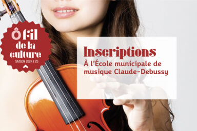 Fille qui fait du violon avec comme texte inscription à l'école municipale de musique Claude-Debussy