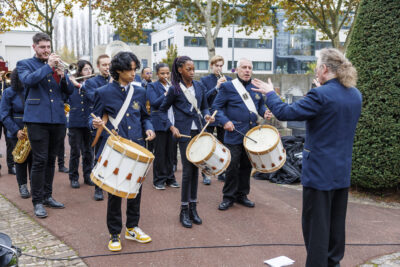 Agrandir l'image 3 sur 6, fenêtre modale